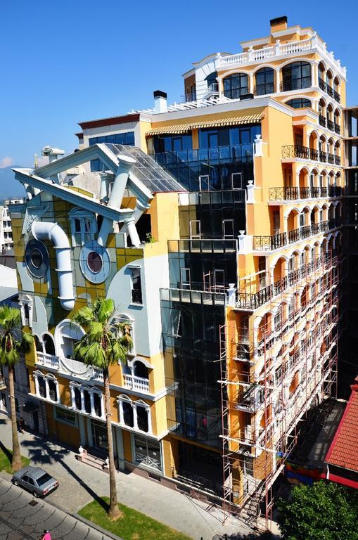 Apartment On Rustaveli 17 Batumi Exteriör bild